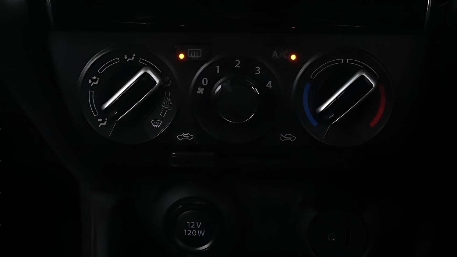 Used Suzuki Swift 2022 for sale - 77521882: Photo 12