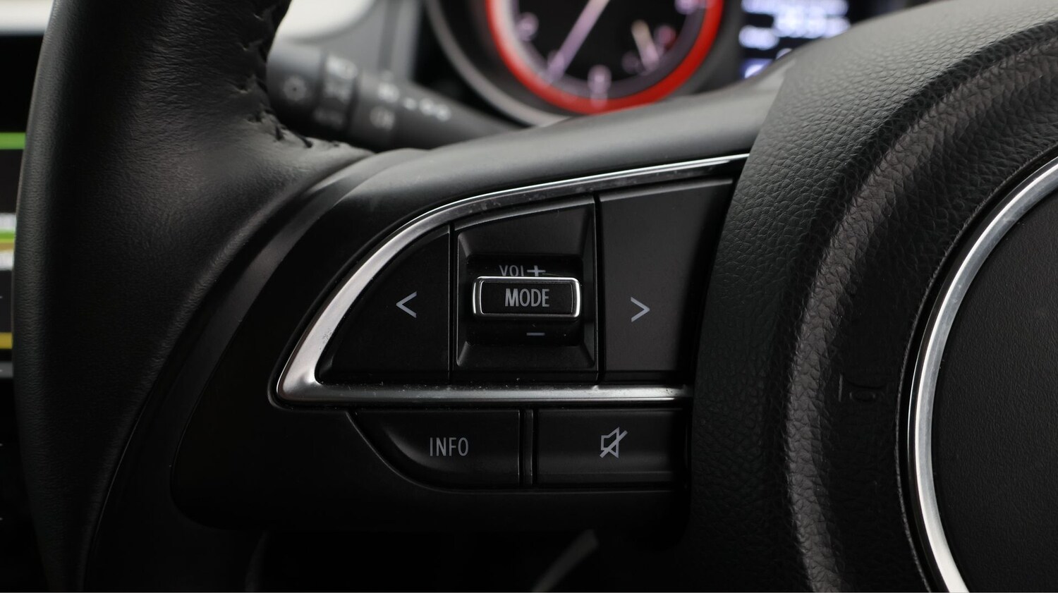 Used Suzuki Swift 2022 for sale - 77521882: Photo 23