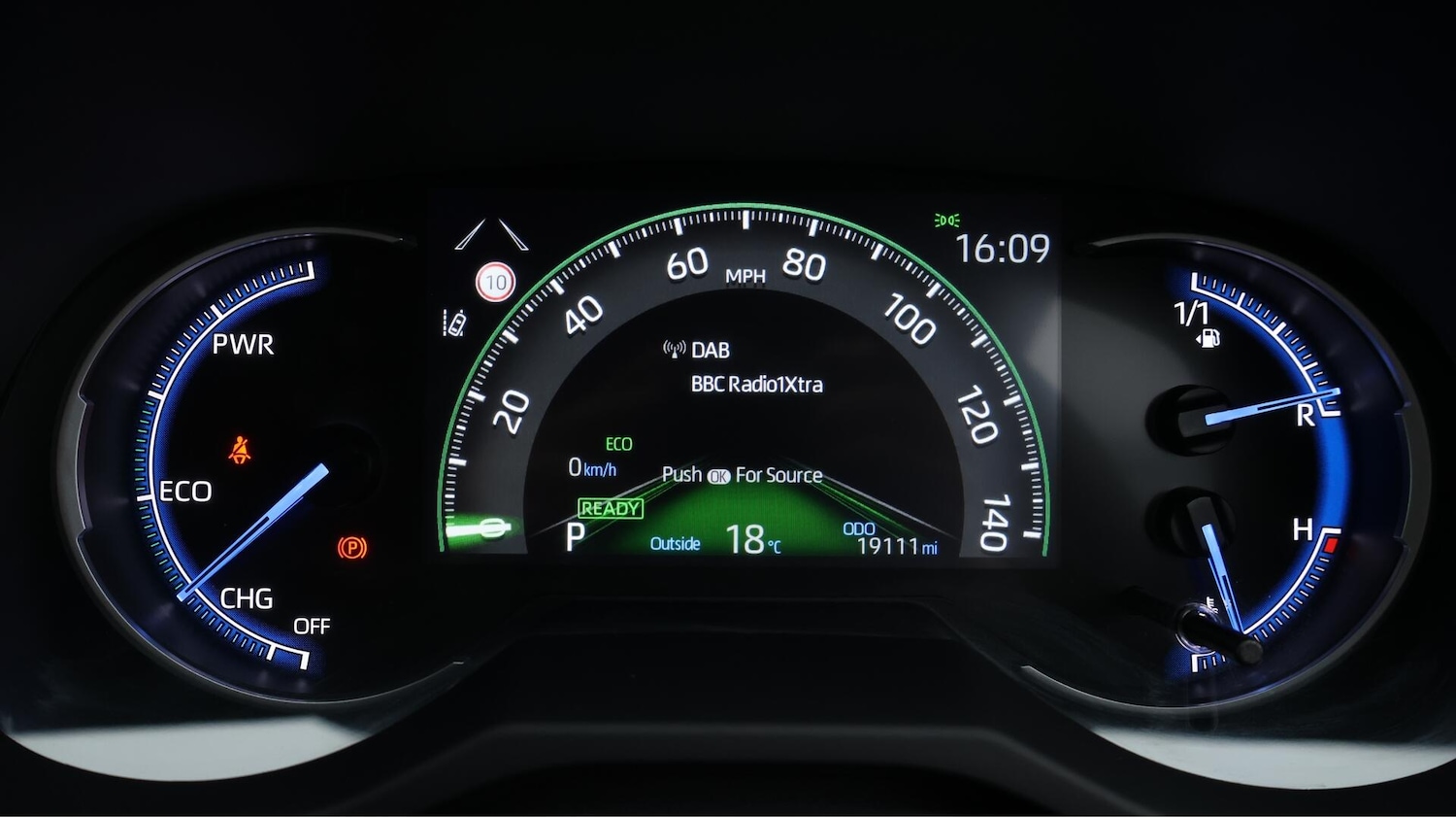 Used Toyota RAV4 2022 for sale - 76538742: Photo 11