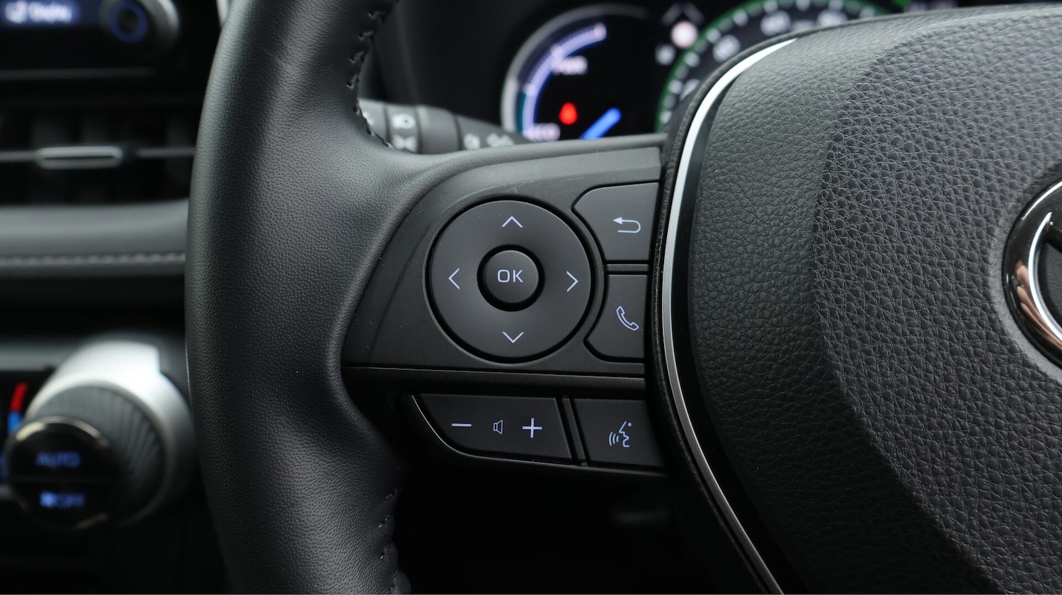 Used Toyota RAV4 2022 for sale - 76538742: Photo 26