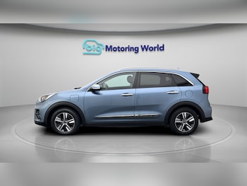 Used Kia Niro 2021 for sale - 78904762: Photo