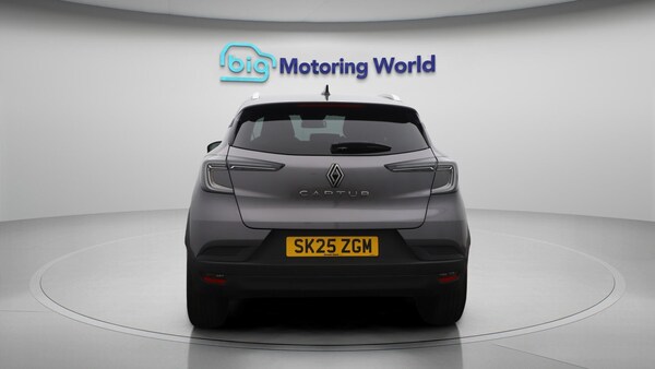 Used Renault Captur 2025 for sale - 76226729: Photo 7