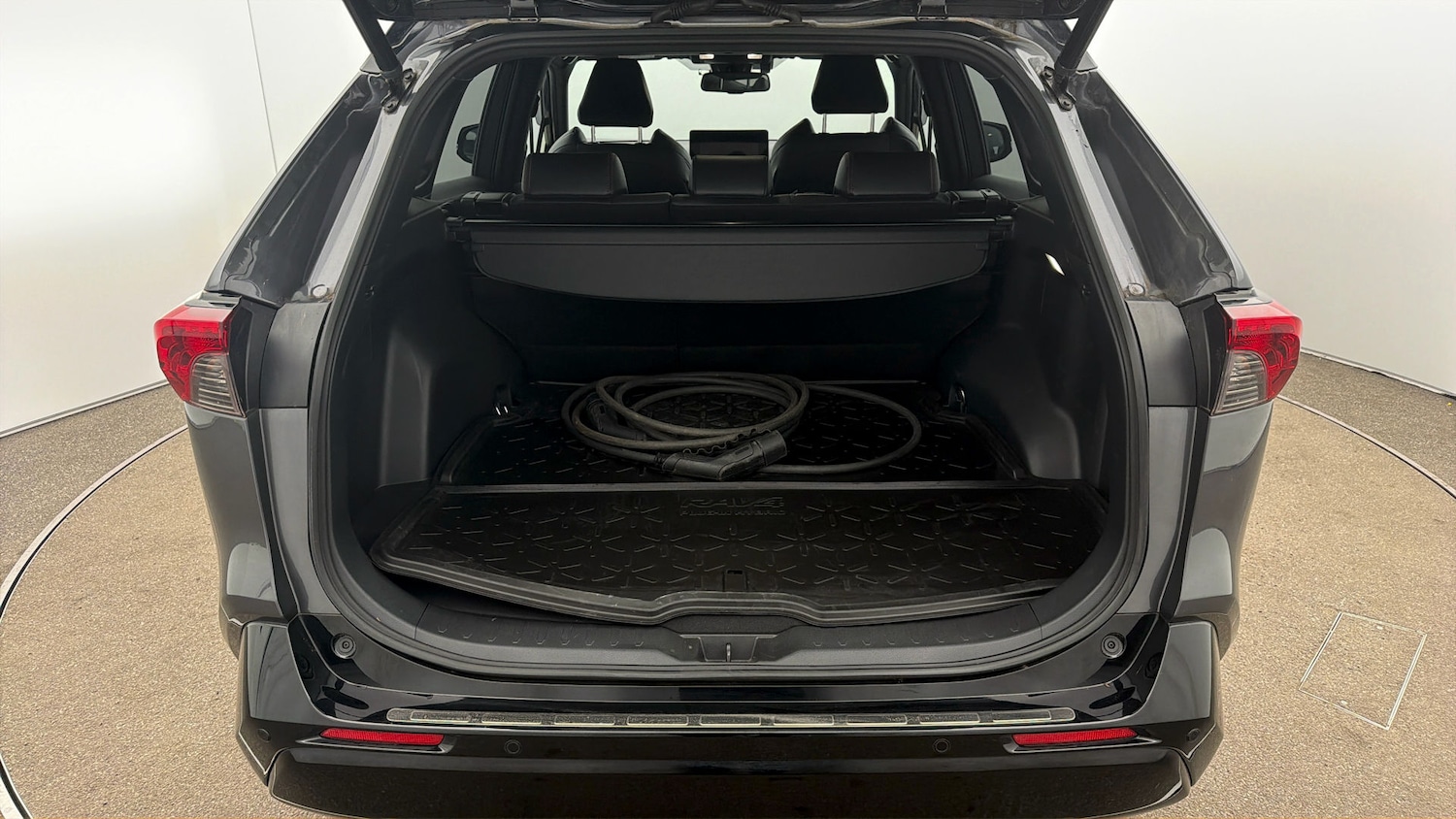 Used Toyota RAV4 2023 for sale - 77961871: Photo 16