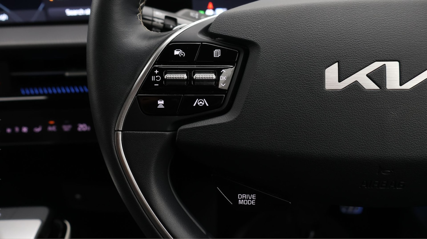 Used Kia EV6 2023 for sale - 77602105: Photo 22