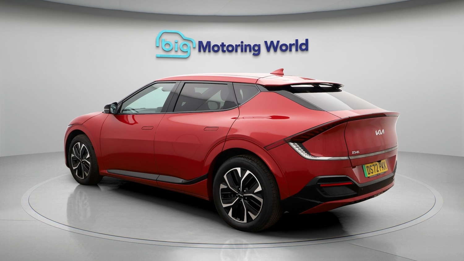 Used Kia EV6 2023 for sale - 77602105: Photo 5