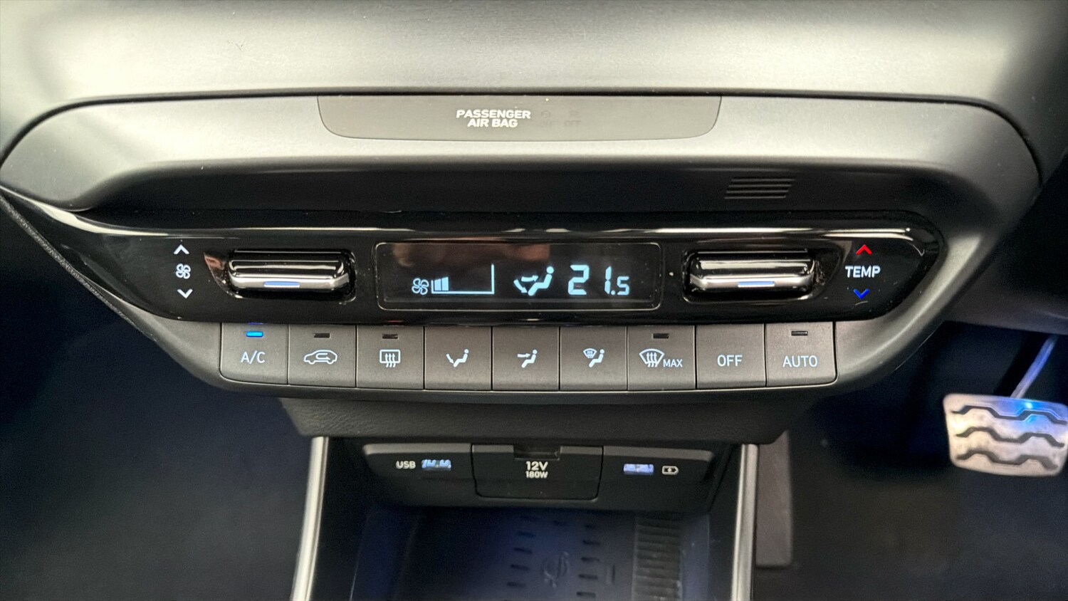 Used Hyundai BAYON 2023 for sale - 77961877: Photo 11