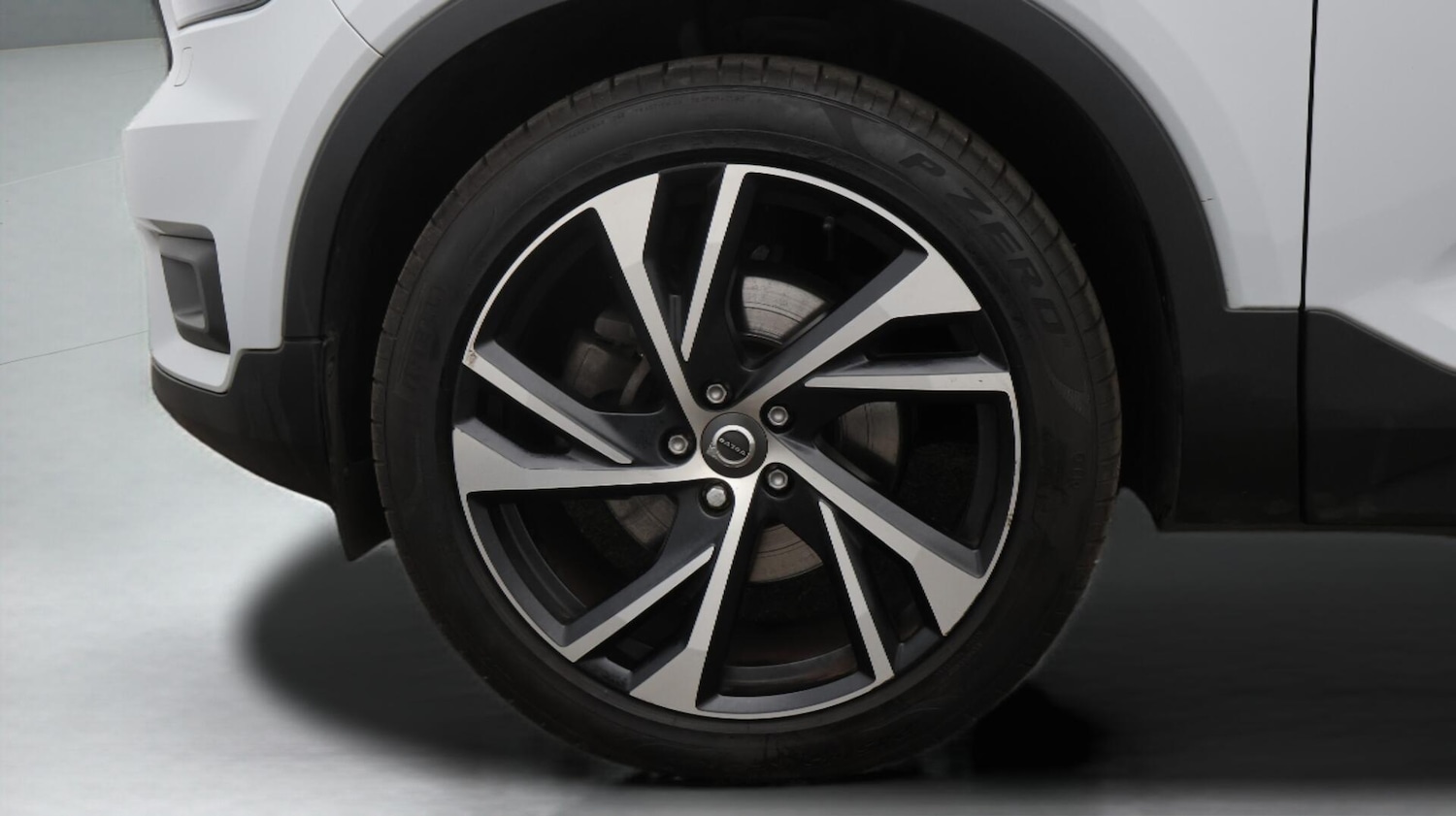 Used Volvo XC40 2021 for sale - 76085219: Photo 19