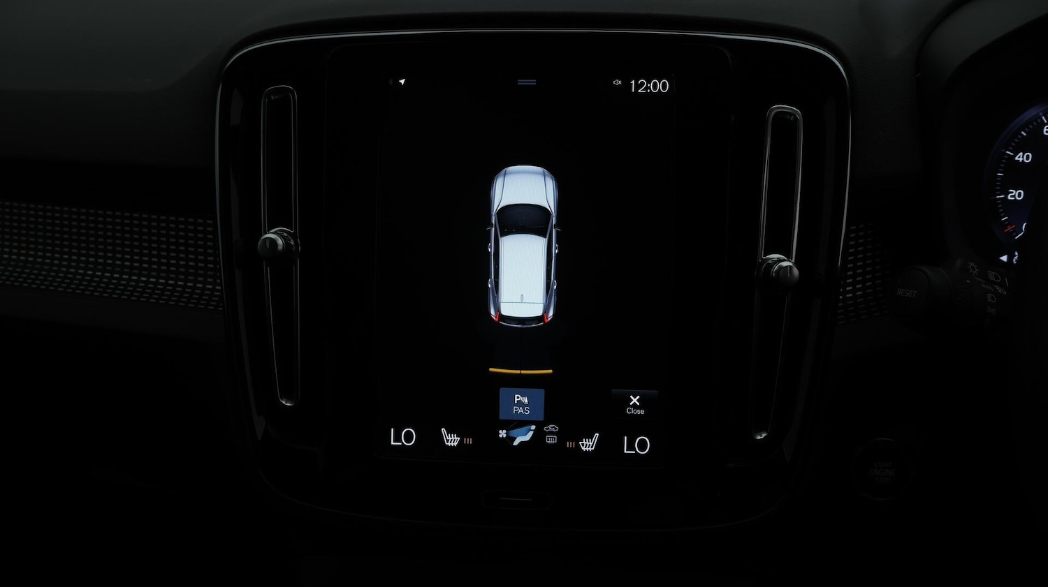 Used Volvo XC40 2021 for sale - 76085219: Photo 27