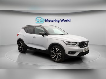 Used Volvo XC40 2021 for sale - 76085219: Photo 2