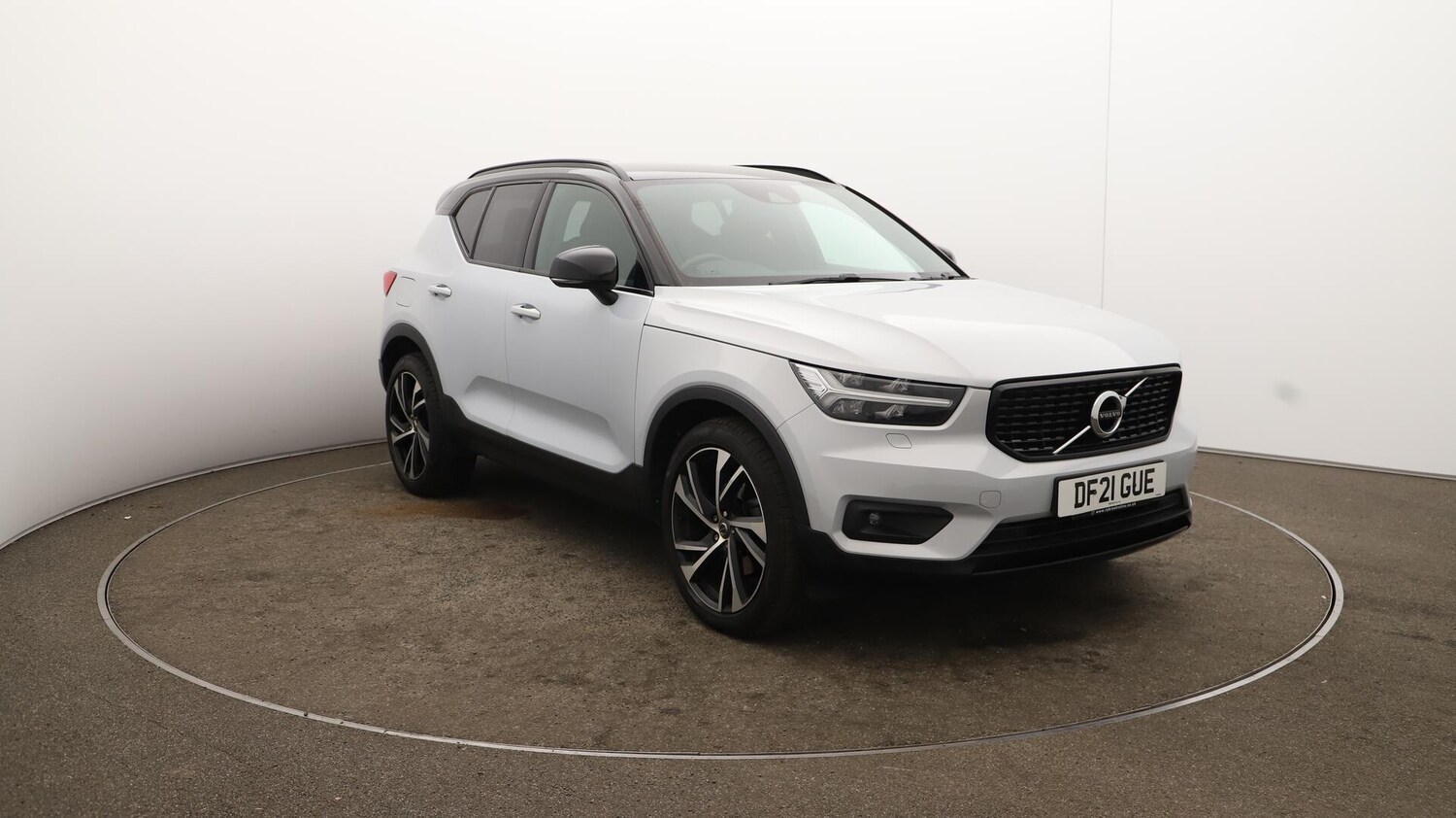 Used Volvo XC40 2021 for sale - 76085219: Photo 44