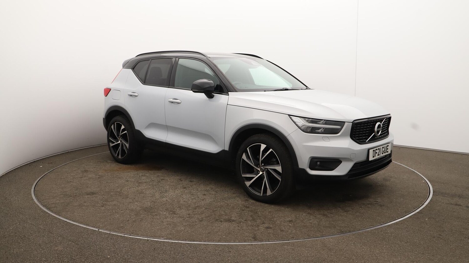 Used Volvo XC40 2021 for sale - 76085219: Photo 45