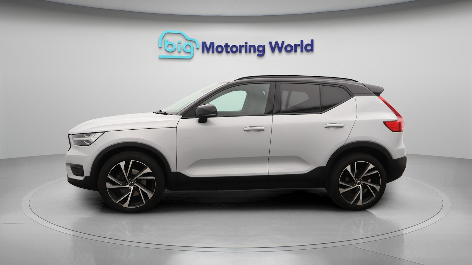 Used Volvo XC40 2021 for sale - 76085219: Photo 5