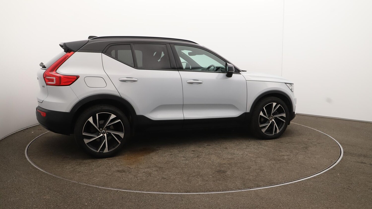 Used Volvo XC40 2021 for sale - 76085219: Photo 52