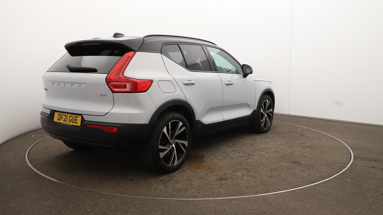Used Volvo XC40 2021 for sale - 76085219: Photo 55