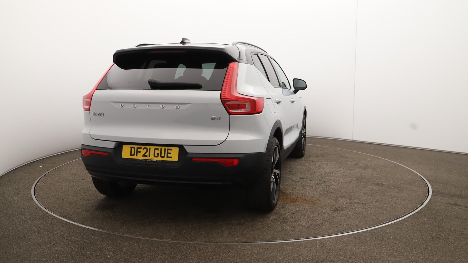 Used Volvo XC40 2021 for sale - 76085219: Photo 57