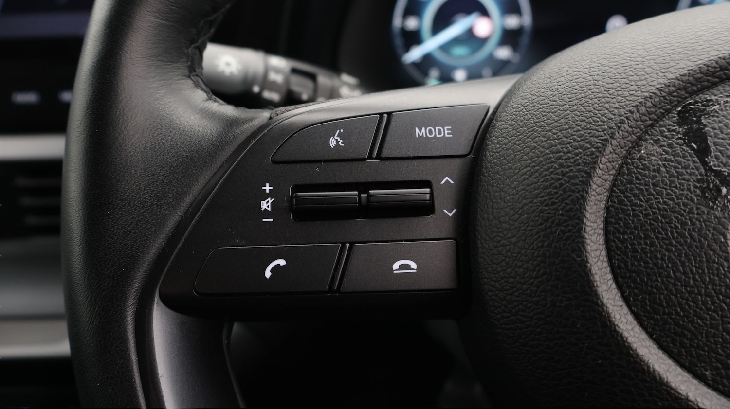 Used Hyundai BAYON 2023 for sale - 77702832: Photo 24