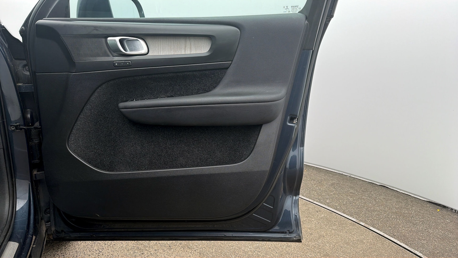 Used Volvo XC40 2022 for sale - 77963021: Photo 14