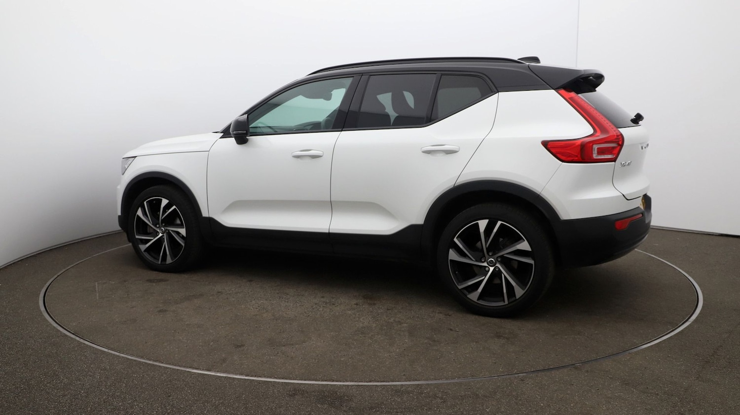 Used Volvo XC40 2020 for sale - 76809722: Photo 38