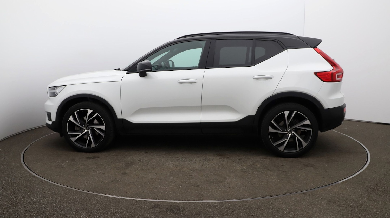 Used Volvo XC40 2020 for sale - 76809722: Photo 55