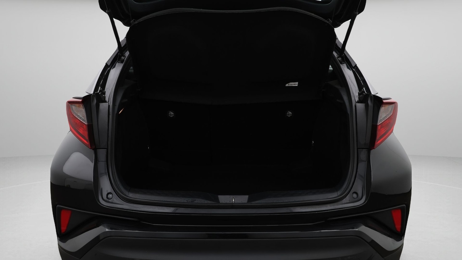 Used Toyota C-HR 2020 for sale - 77536131: Photo 17