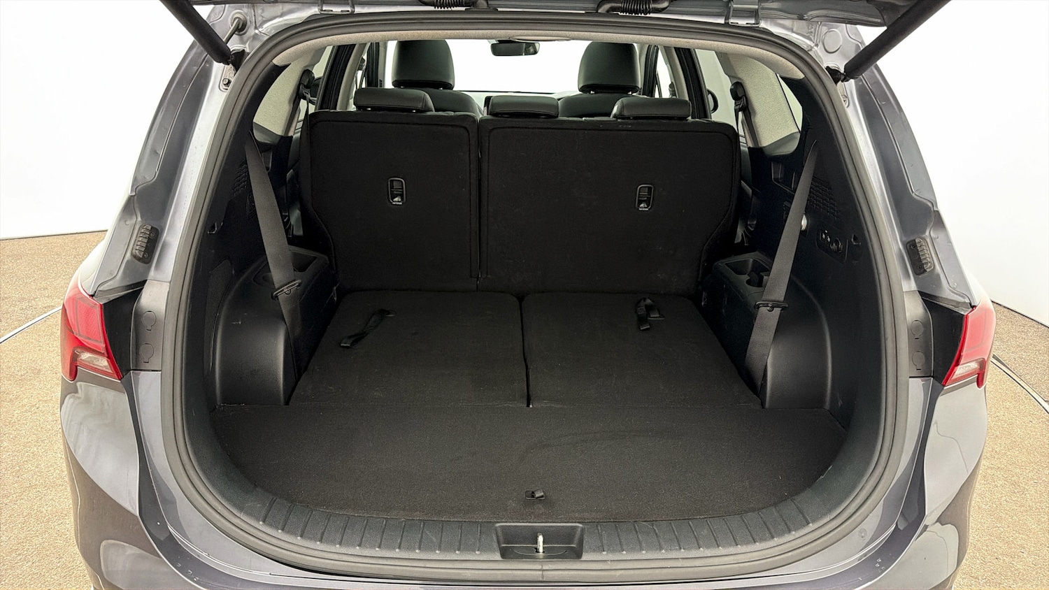 Used Hyundai Santa Fe 2023 for sale - 77963705: Photo 16