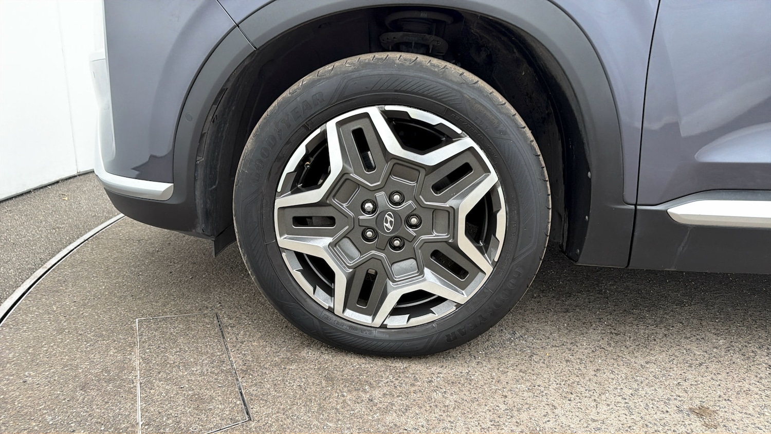 Used Hyundai Santa Fe 2023 for sale - 77963705: Photo 17