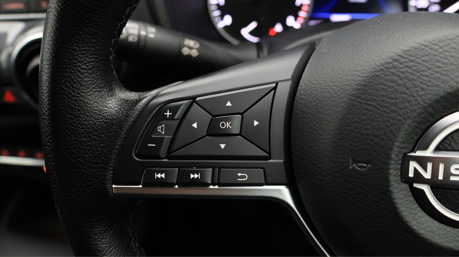 Used Nissan Juke 2023 for sale - 76284342: Photo 24