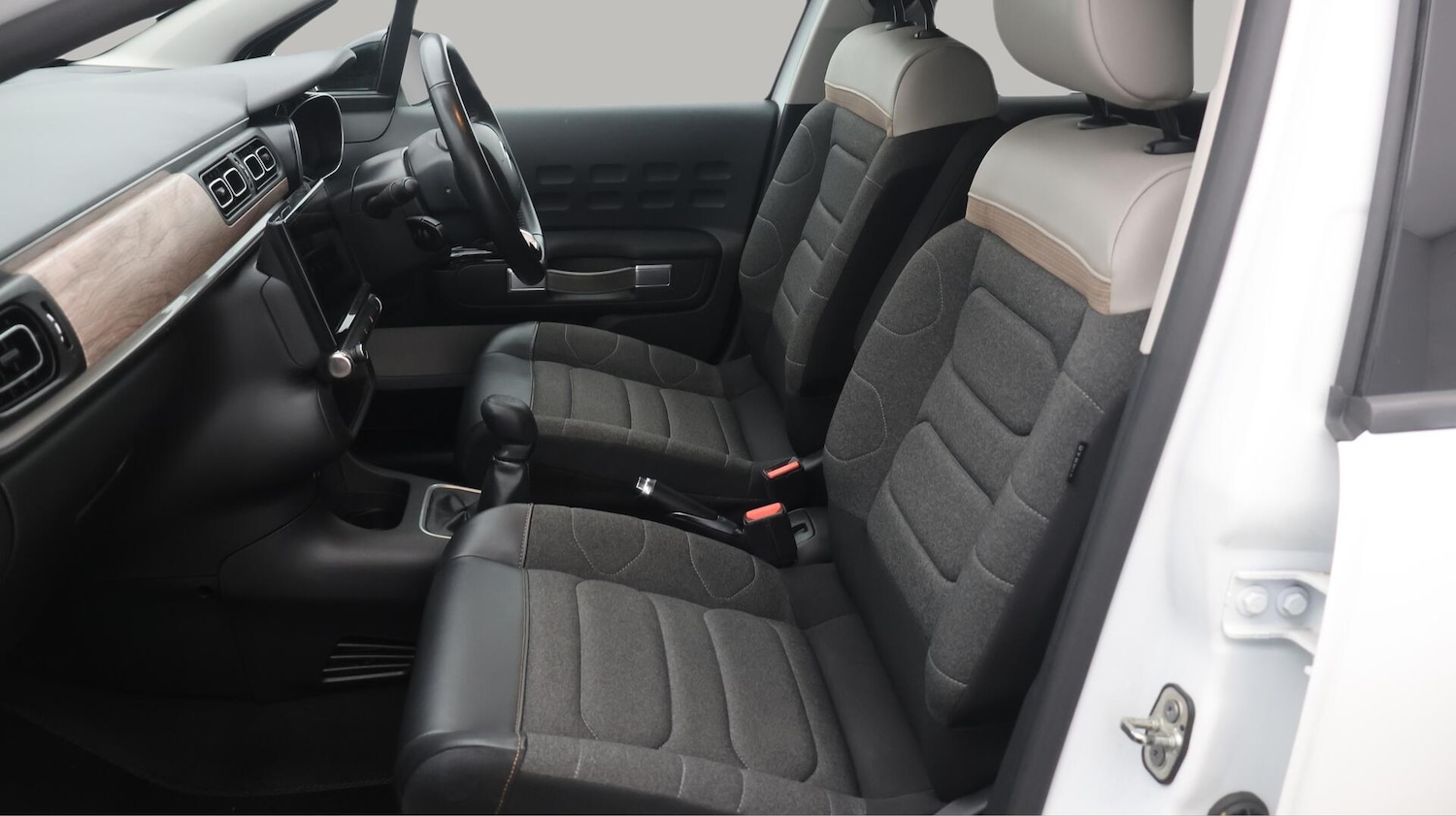 Used Citroen C3 2021 for sale - 76484287: Photo 14