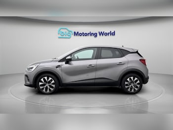 Used Renault Captur 2023 for sale - 78495602: Photo