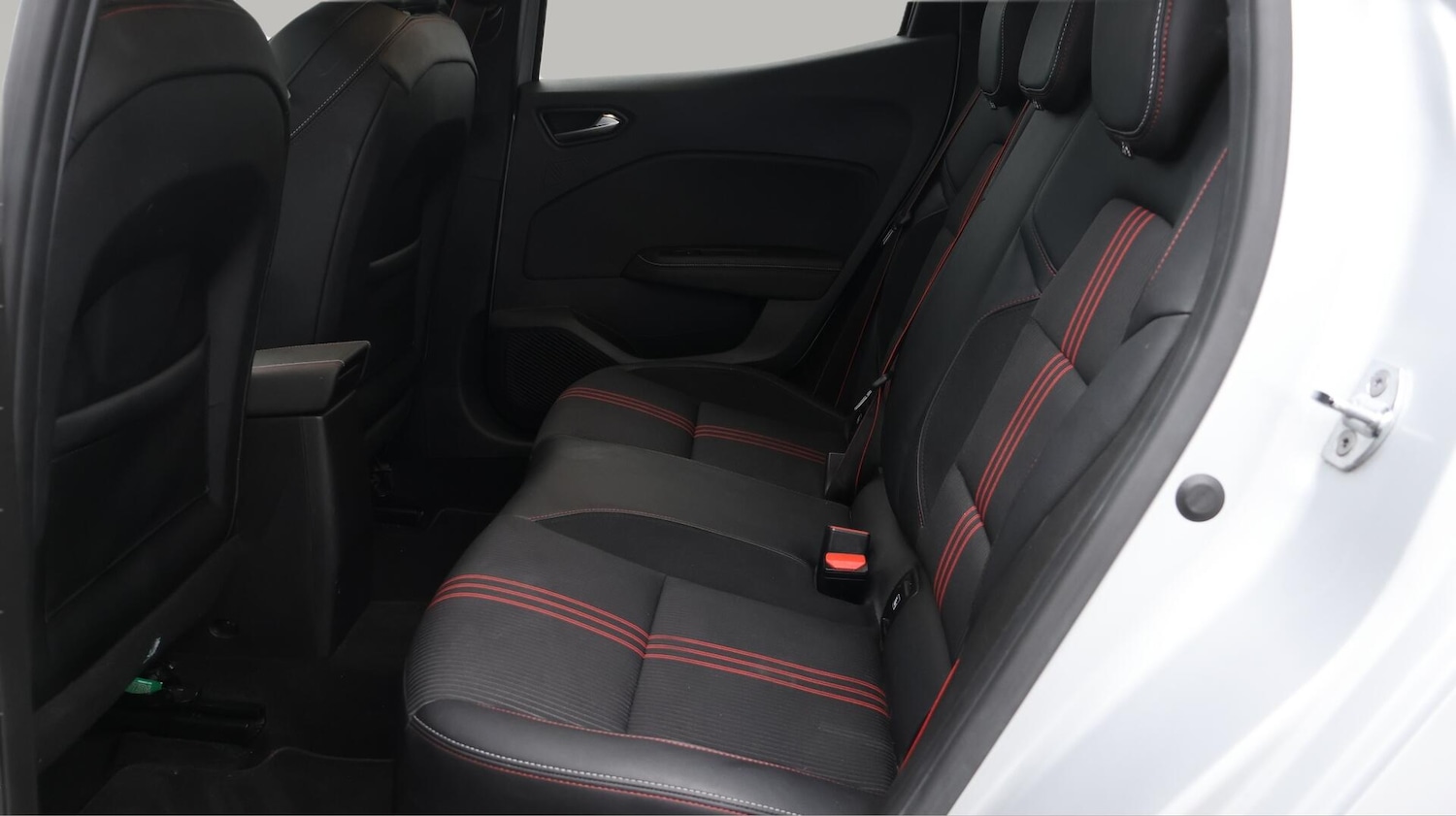 Used Renault Clio 2022 for sale - 76432177: Photo 17