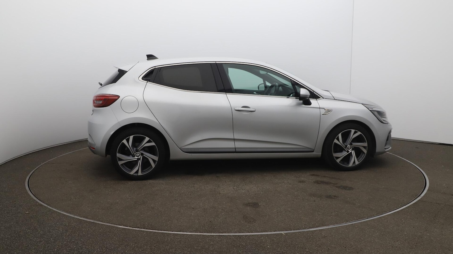 Used Renault Clio 2022 for sale - 76432177: Photo 50