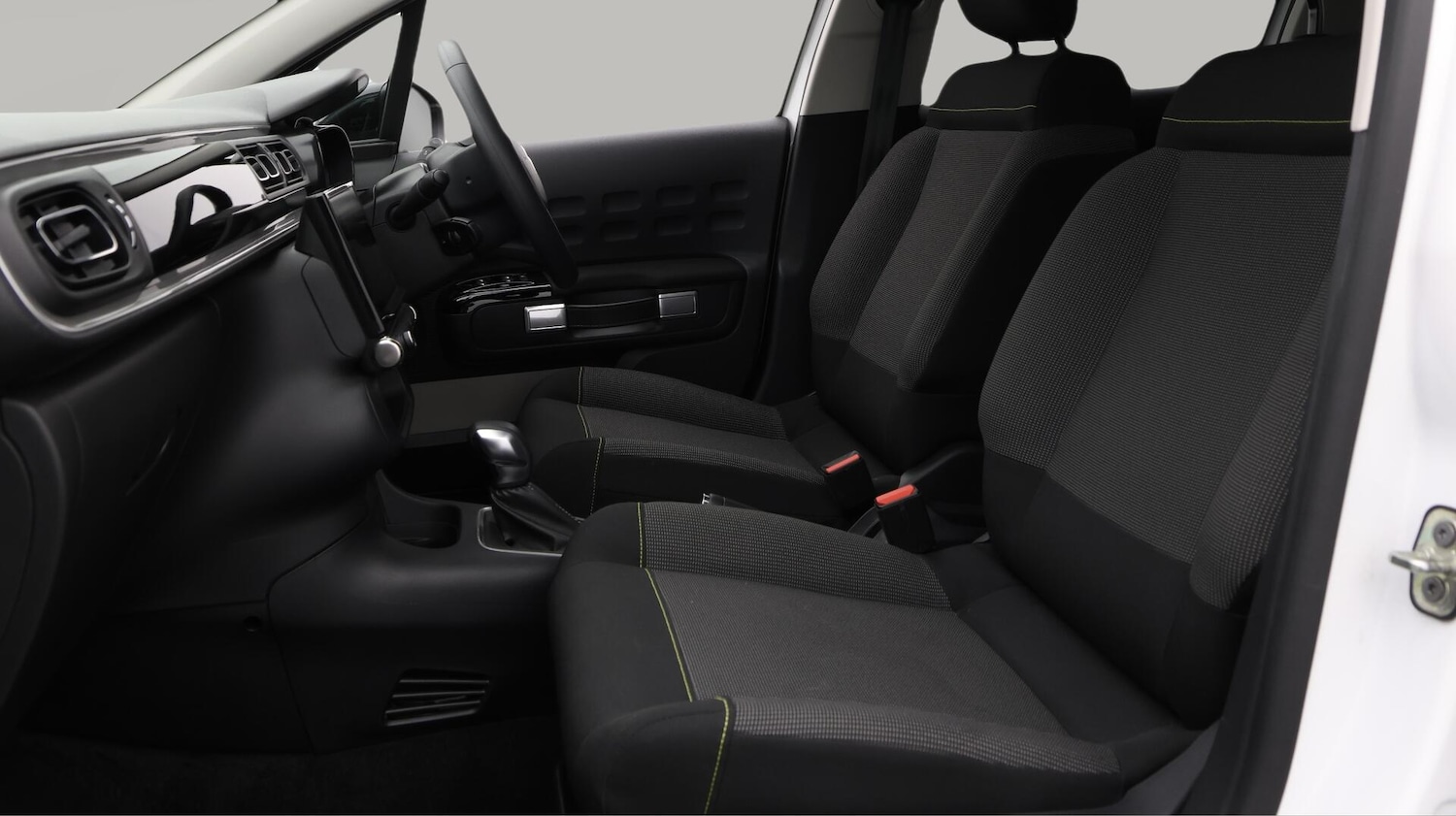 Used Citroen C3 2024 for sale - 76701865: Photo 15