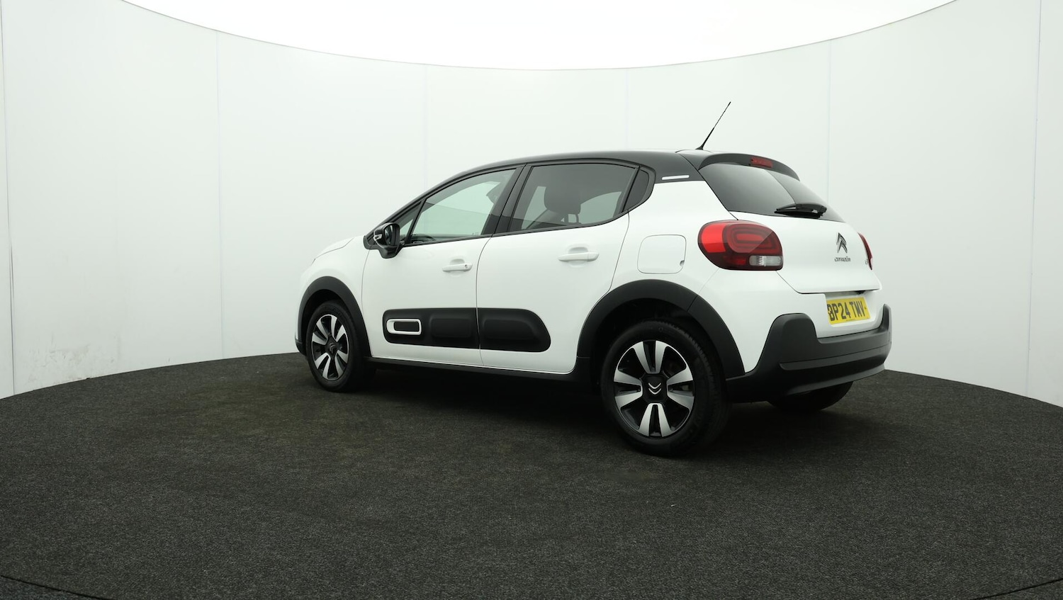 Used Citroen C3 2024 for sale - 76701865: Photo 77