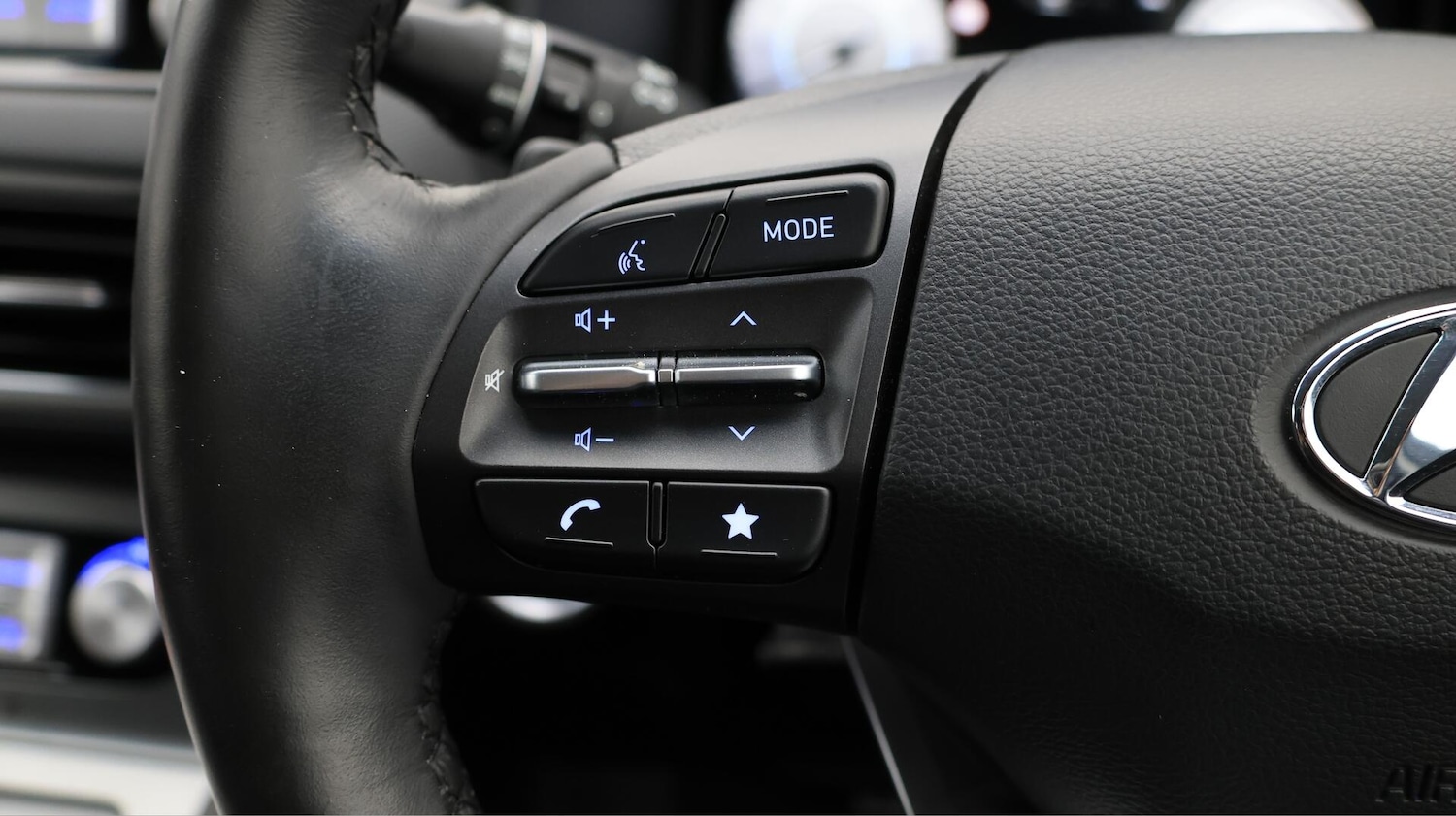 Used Hyundai KONA 2023 for sale - 76360484: Photo 25