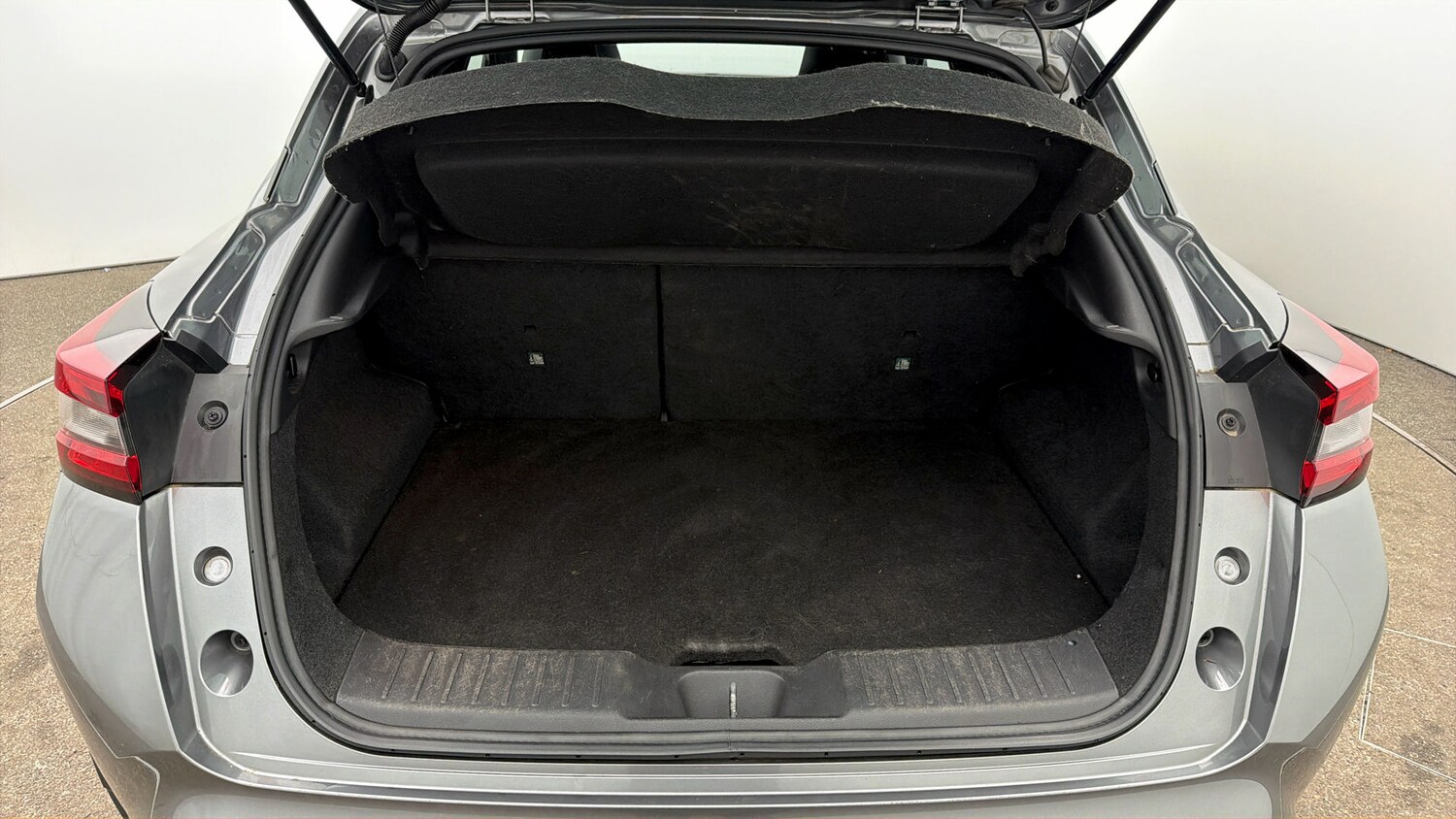 Used Nissan Juke 2023 for sale - 77945651: Photo 16