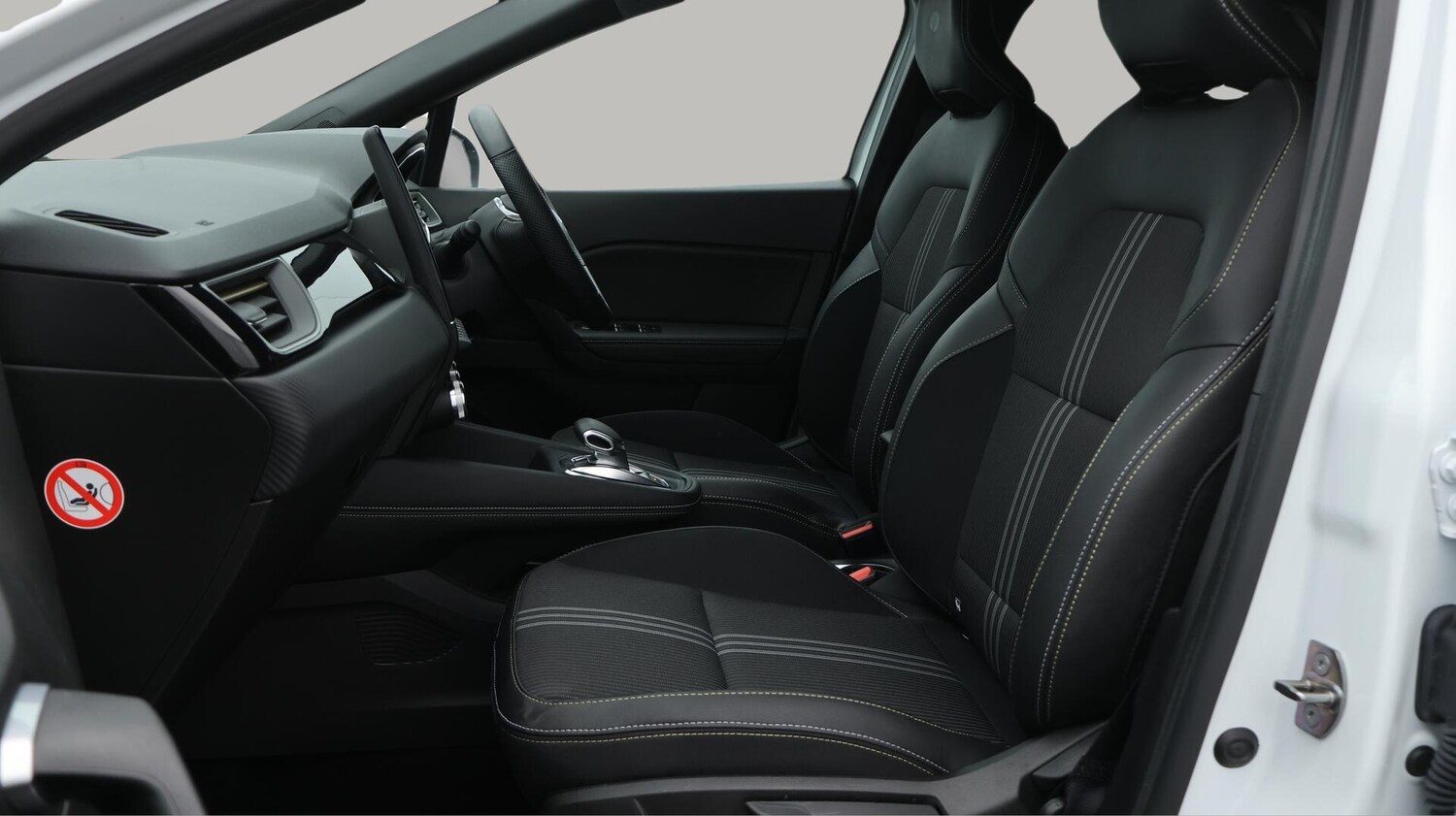 Used Renault Captur 2024 for sale - 76001178: Photo 15