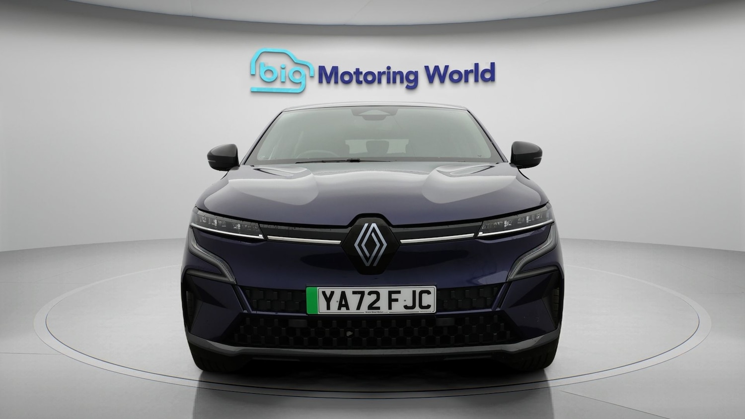 Used Renault Megane E Tech 2023 for sale - 77463344: Photo 2