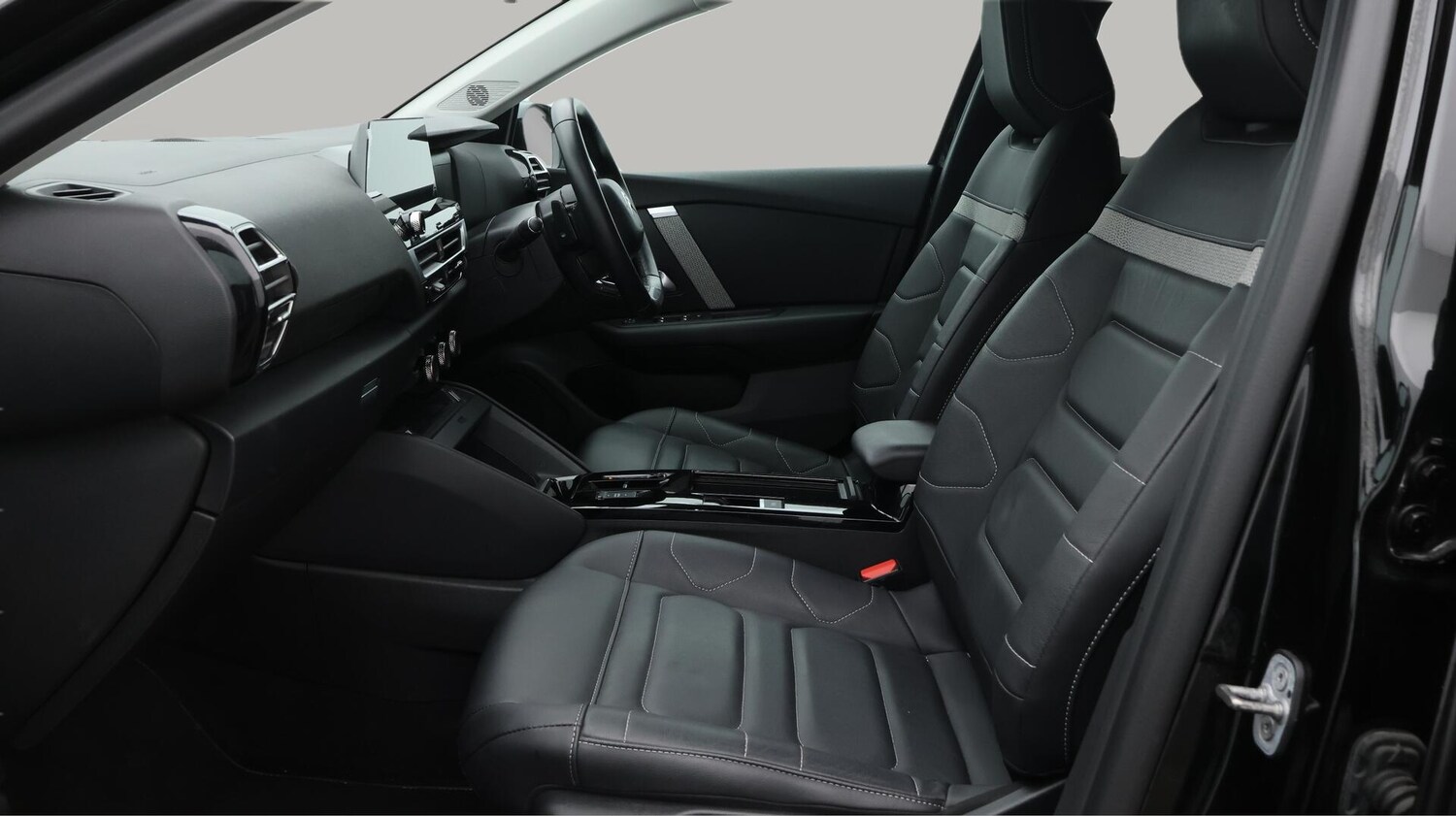 Used Citroen C4 2022 for sale - 76561104: Photo 14