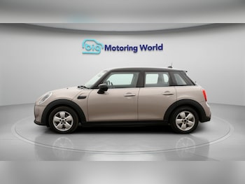 Used MINI Hatch 2022 for sale - 77451342: Photo