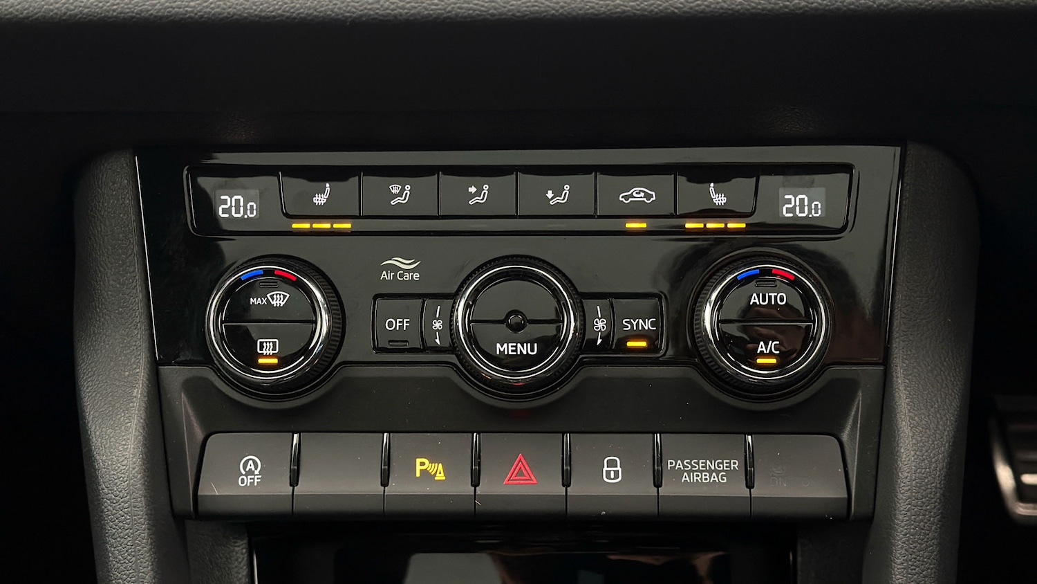 Used Skoda Karoq 2024 for sale - 78094842: Photo 11