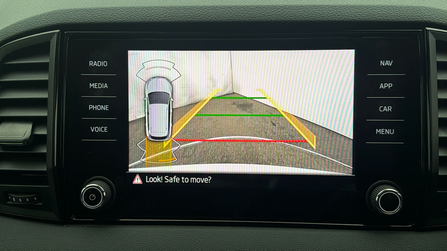 Used Skoda Karoq 2024 for sale - 78094842: Photo 25