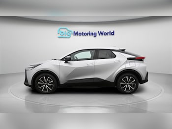 Used Toyota C-HR 2025 for sale - 79071104: Photo