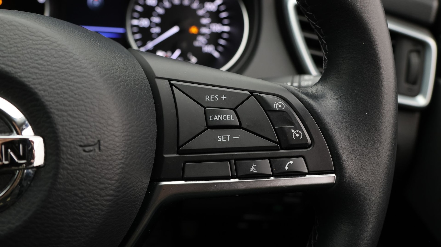 Used Nissan Qashqai 2020 for sale - 77229192: Photo 24