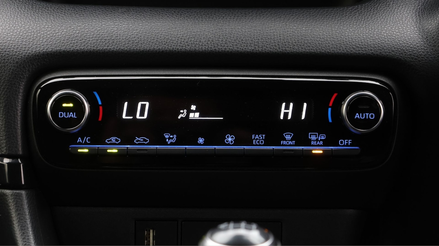 Used Toyota Yaris for sale - 77873138: Photo 12