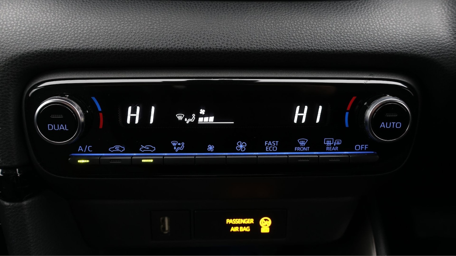 Used Mazda Mazda2 HYBRID 2022 for sale - 77220972: Photo 12