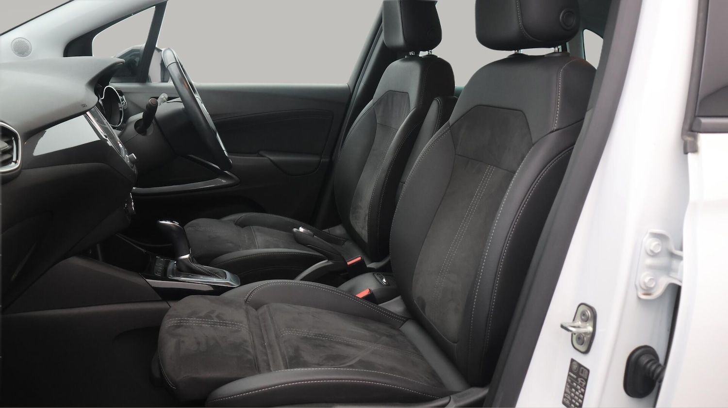 Used Vauxhall Crossland 2022 for sale - 76689694: Photo 15