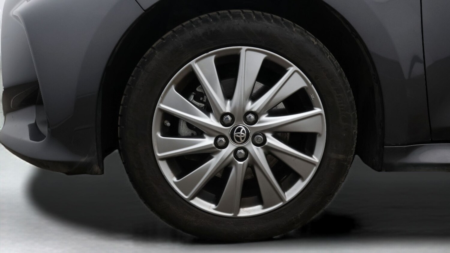 Used Toyota Yaris 2023 for sale - 77296920: Photo 18