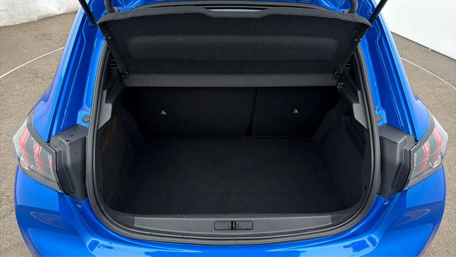 Used Peugeot 208 2023 for sale - 77945644: Photo 16