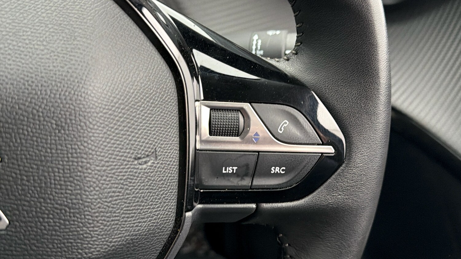 Used Peugeot 208 2023 for sale - 77945644: Photo 23