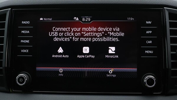 Used Skoda Karoq 2021 for sale - 76215499: Photo 12